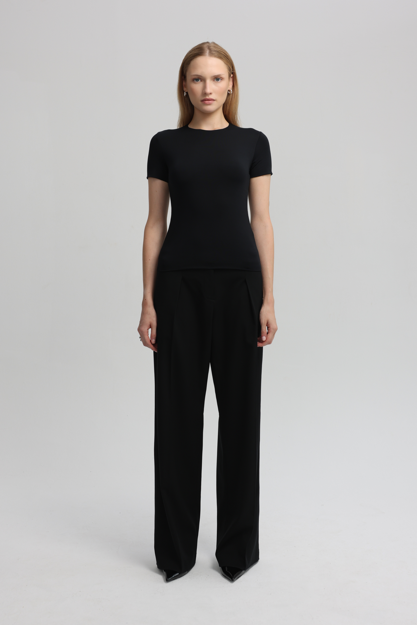 T-SHIRT IN BLACK 2.0